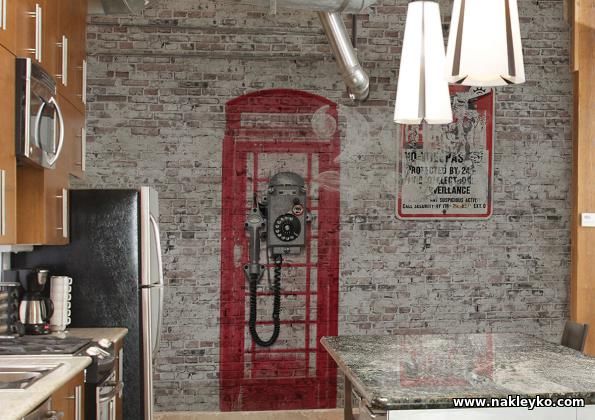Телефонная лондонская красная  будка